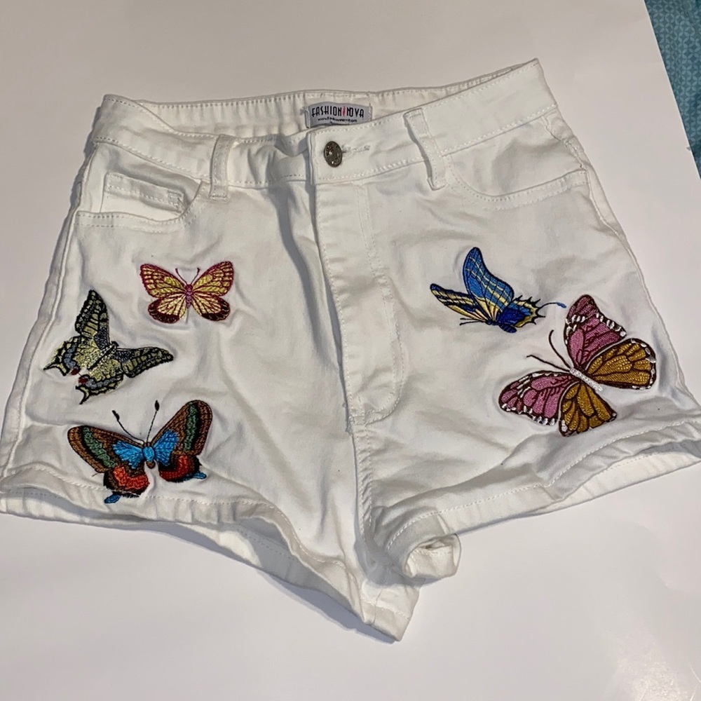 Fashion Nova high rise shorts